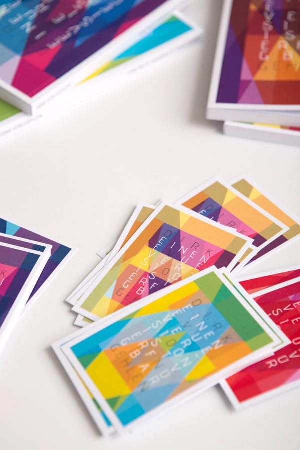 Graphics by Squiech Design for Book Project: "Eine neue Version ist verfügbar"