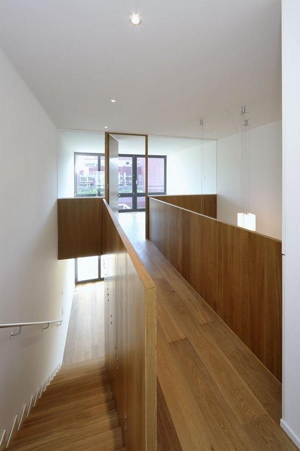 K.I.S.S. Apartment Building in Zurich Switzerland