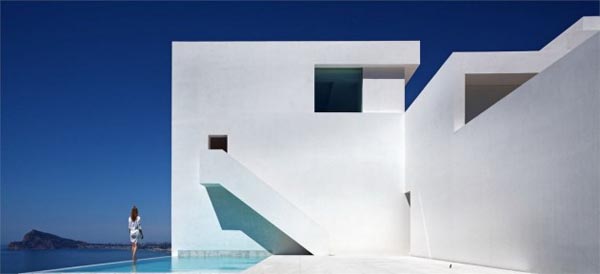 Rectilinear Architecture of a White Luxurious House in Spain