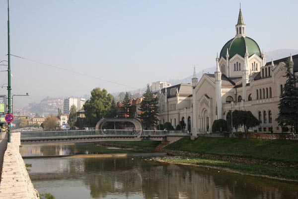 Festina Lente Looping Bridge at the Academy of Fine Arts in Sarajevo