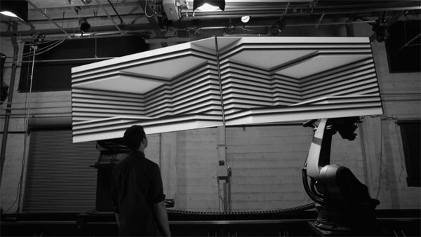 Box - A Synthesis of Real and Digital Space by Bot & Dolly
