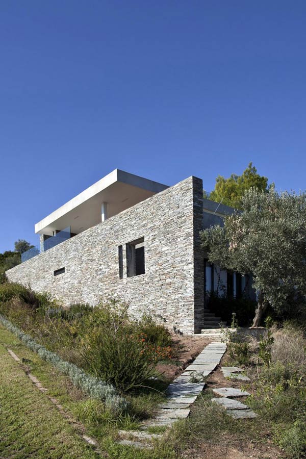 Plane House Architecture by K Studio