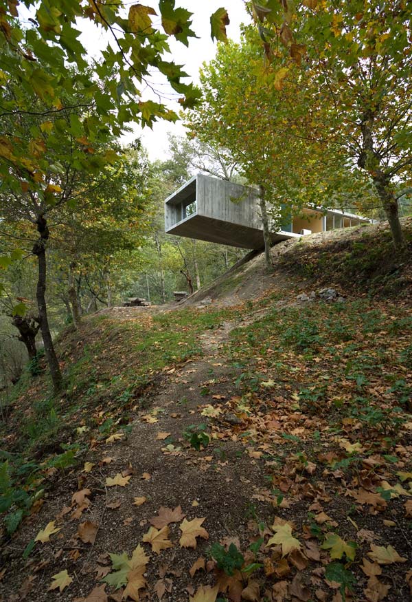 Casa no Gerês by Correia Ragazzi Architectos