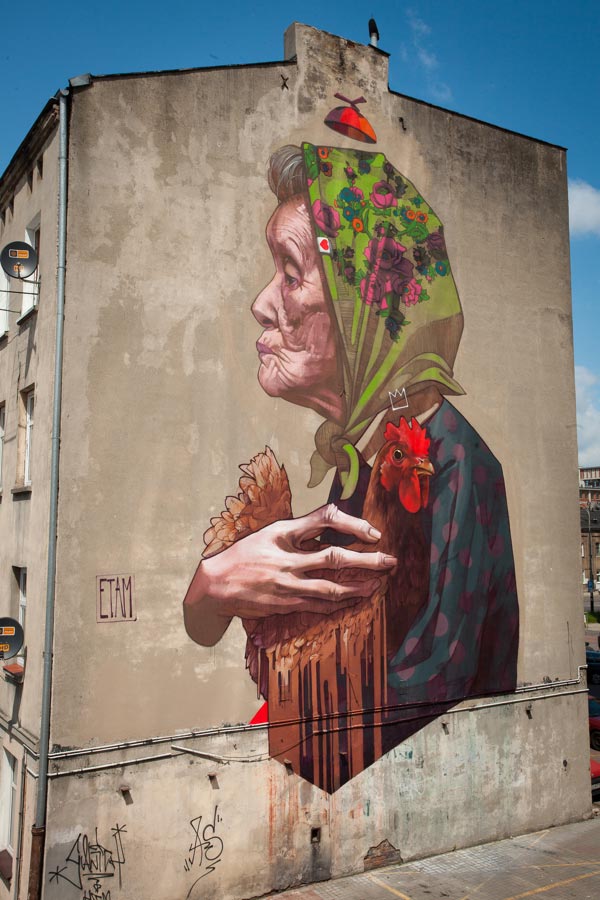 ETAM - MADAMME CHICKEN in Lodz, Poland