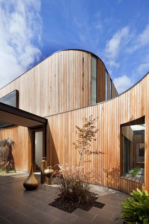 Kooyong House in Melbourne, Australia by Matt Gibson Architecture