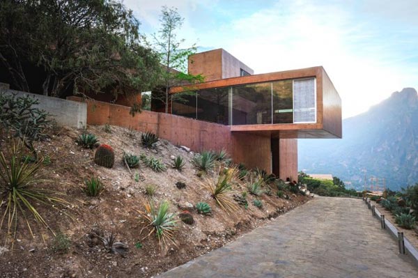 The modern architecture of the Narigua House in El Jonuco, Mexico. The modern architecture of the Narigua House in El Jonuco, Mexico.