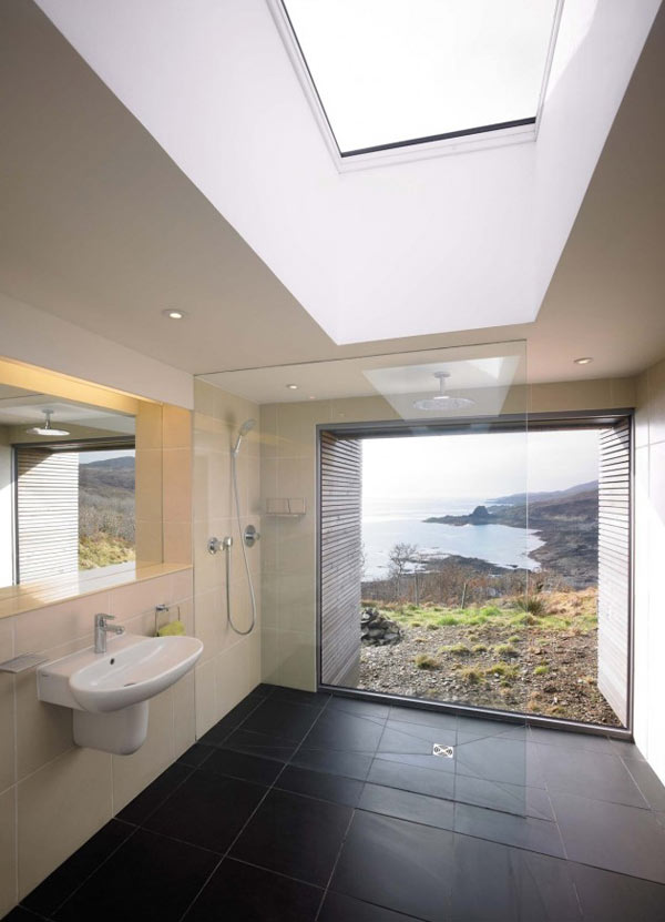 Also the bathroom is based on simplicity.