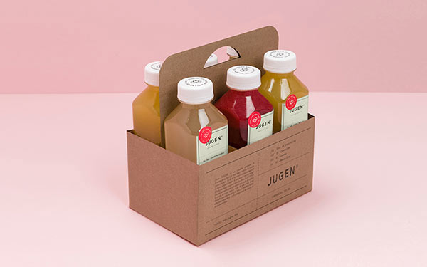 Cardboard bottle carrier