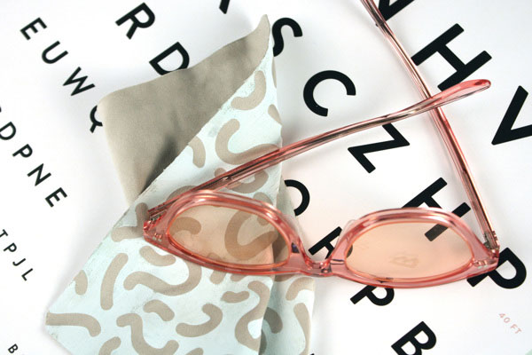 A classy and modern visual identity.