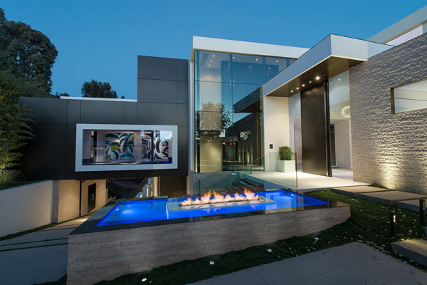 Front of the residence.