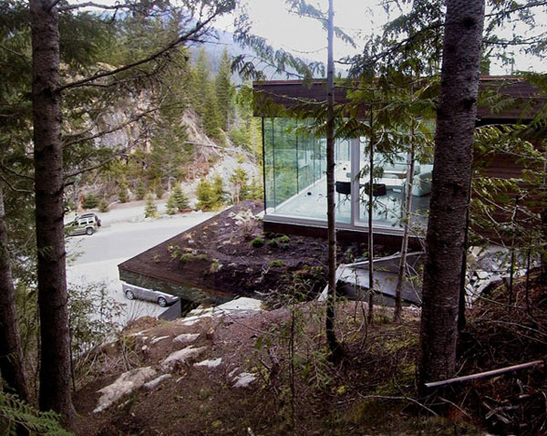 The house is surrounded by breathtaking scenery. The house is surrounded by breathtaking scenery.