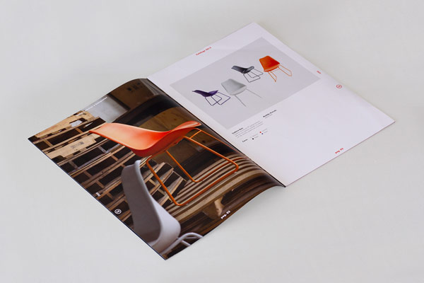 Print and graphic design by studio Los Caballos. Print and graphic design by studio Los Caballos.