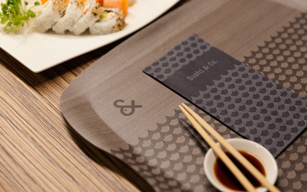Food tray with the typical pattern design.