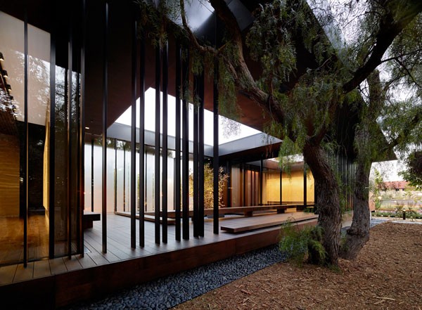 Several open sections ensure  a calming, well-being effect.