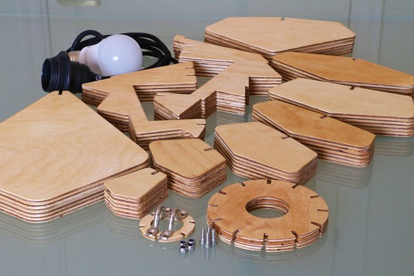 The several items of the Dragon Egg lamp.