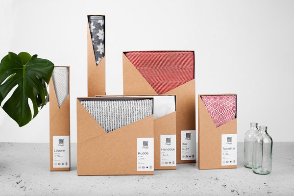 Klässbols Linen Factory – graphic design, branding, and packaging by Rasmus Erixon and Tobias Möller. Klässbols Linen Factory – graphic design, branding, and packaging by Rasmus Erixon and Tobias Möller.