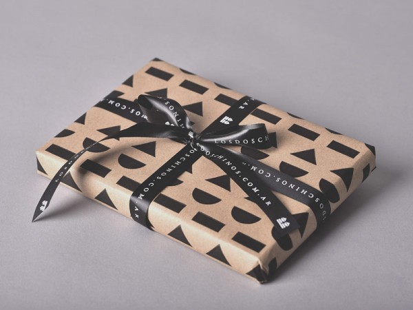 The team of Hachetresele Studio also designed the entire packaging range.