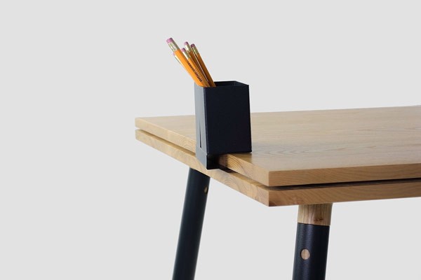 You can attach different gadgets at the milled edge.