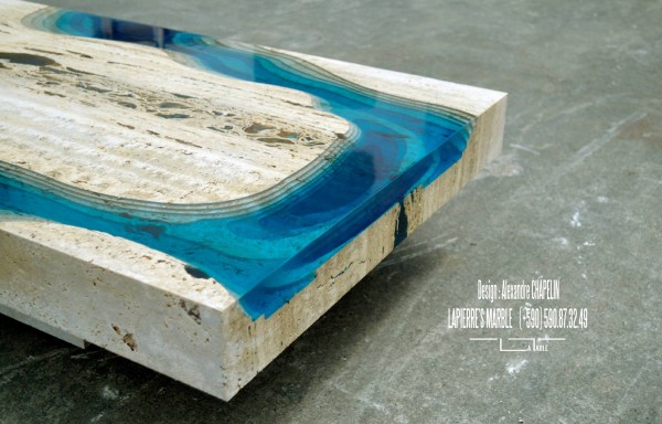 Another detailed view that shows the water effect caused by the resin.
