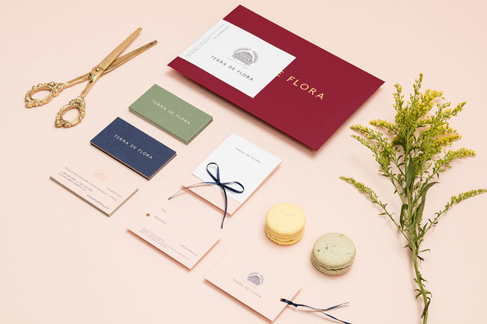 Terra de Flora branding by Parámetro Studio.