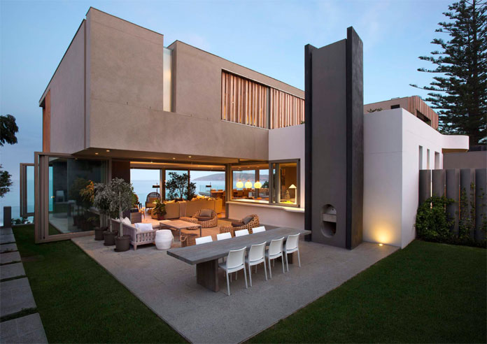 Open transitions between indoor and outdoor spaces.