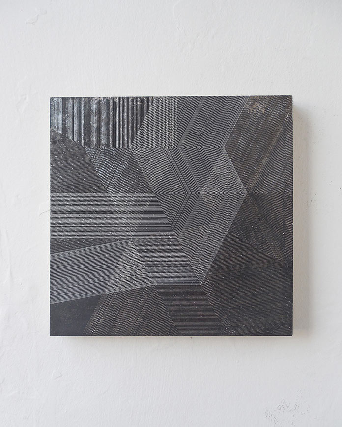 Artwork by Yoshiaki Mochizuki created with numerous fine lines.