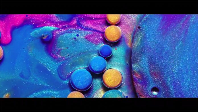 Psychedelic colors in harmonious movements.