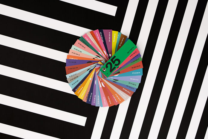 Use the additional bookbinding screws to create personal color swatch fans.
