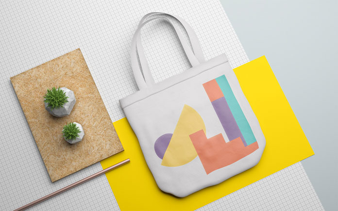 Tote bag