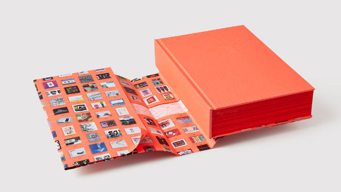 The detachable cover.