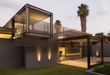 House Sar designed by Werner van der Meulen in Atholl, Johannesburg, South Africa.