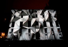 'Axioma' is a spectacular 3D stereoscopic mapping created by the multidisciplinary studio Onionlab.