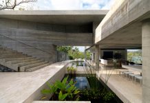 Modern concrete residence by Renato D’Ettorre Architects on Hamilton Island.