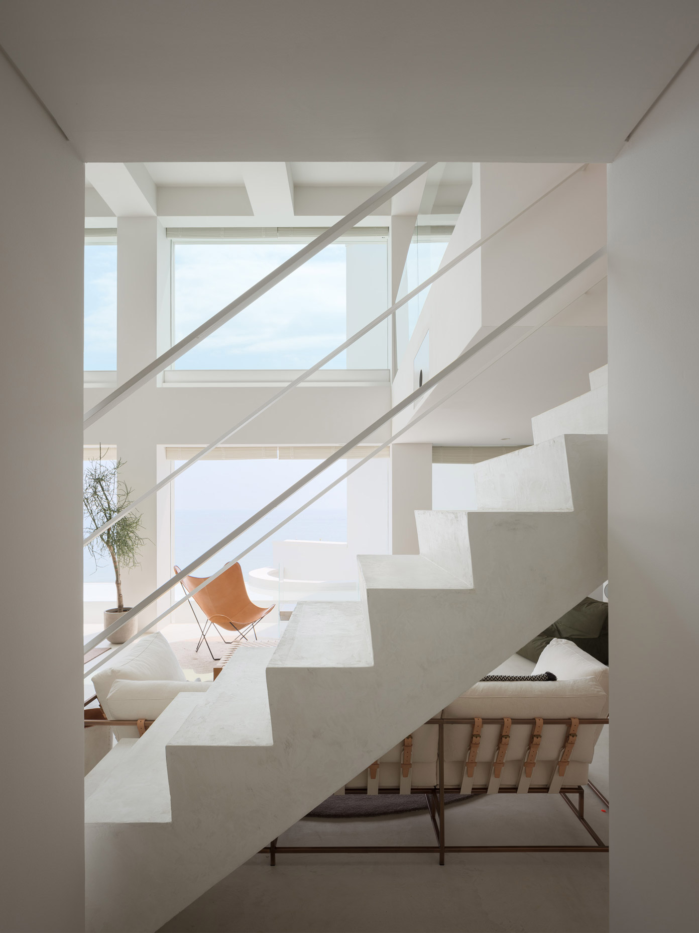 Shichirigahama House by architecture firm SNARK. Shichirigahama House by architecture firm SNARK.