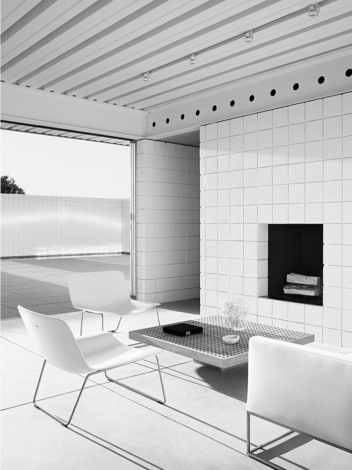 Desert House in Palm Springs, California by Jim Jennings Architecture.
