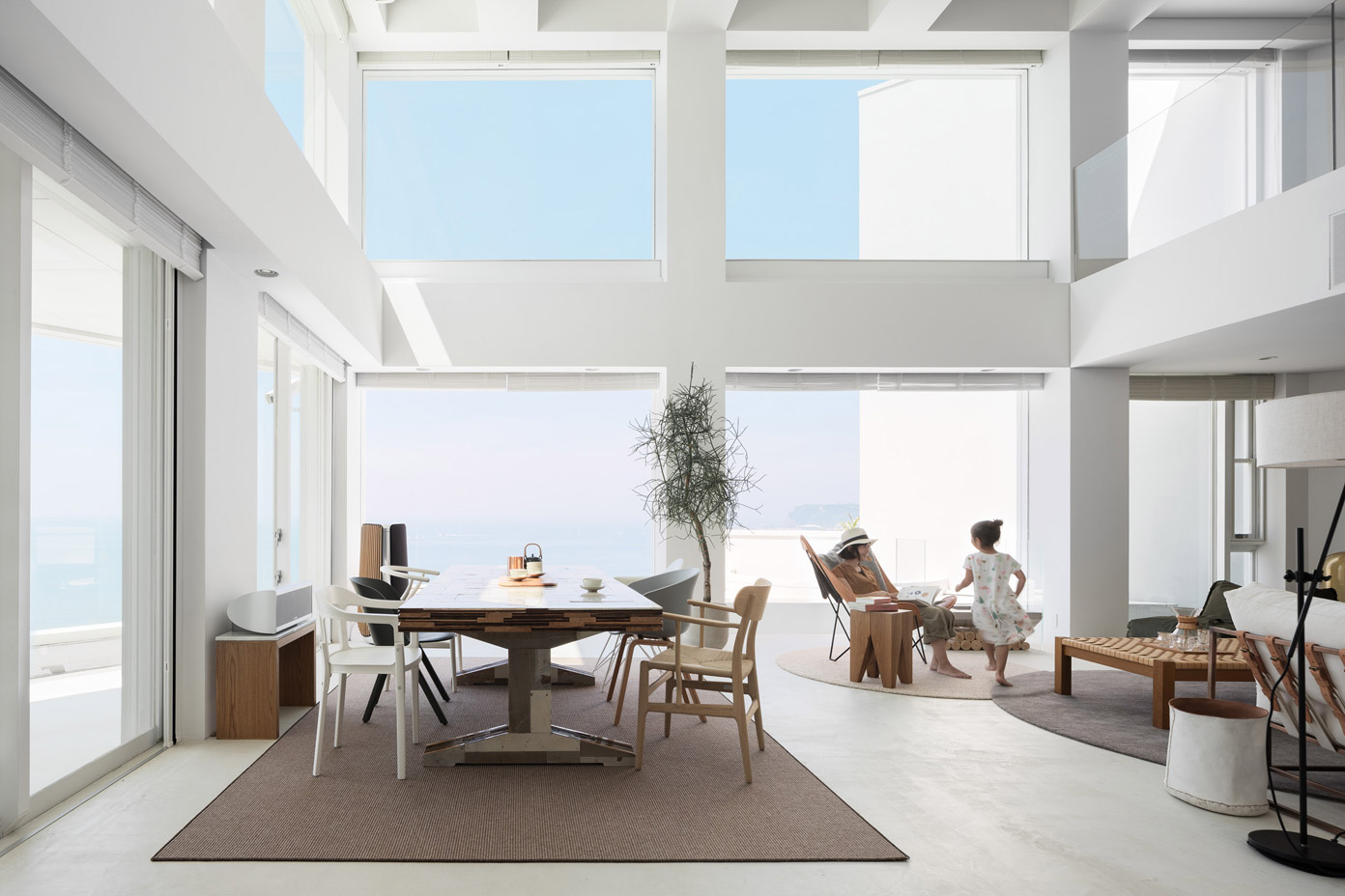 Shichirigahama House by architecture firm SNARK. Shichirigahama House by architecture firm SNARK.
