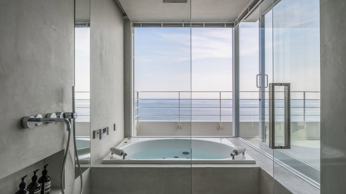 Shichirigahama House by architecture firm SNARK. Shichirigahama House by architecture firm SNARK.