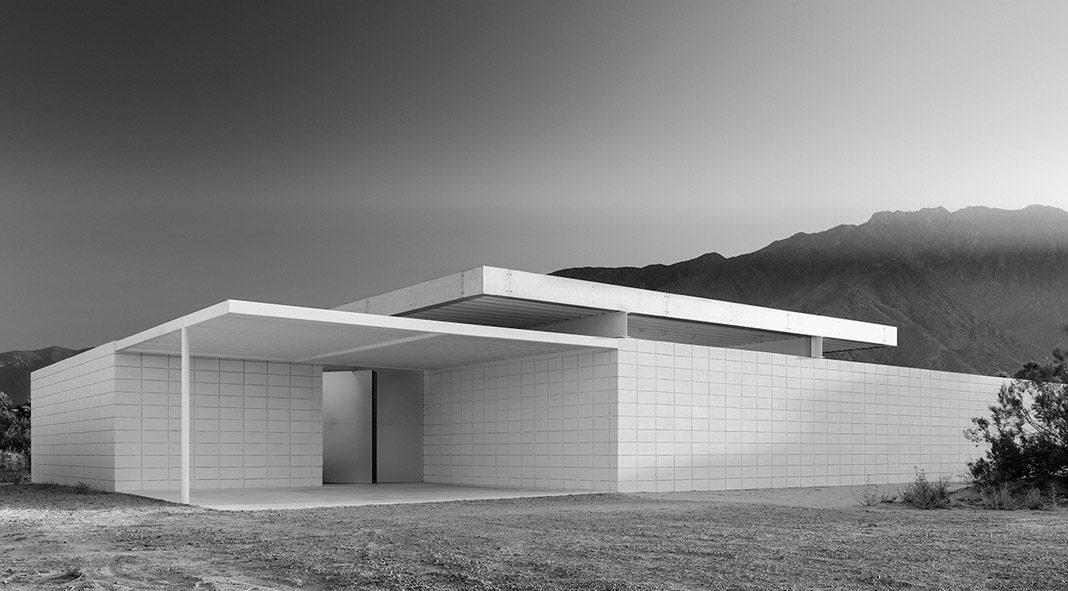 Desert House in Palm Springs, California by Jim Jennings Architecture. Desert House in Palm Springs, California by Jim Jennings Architecture.