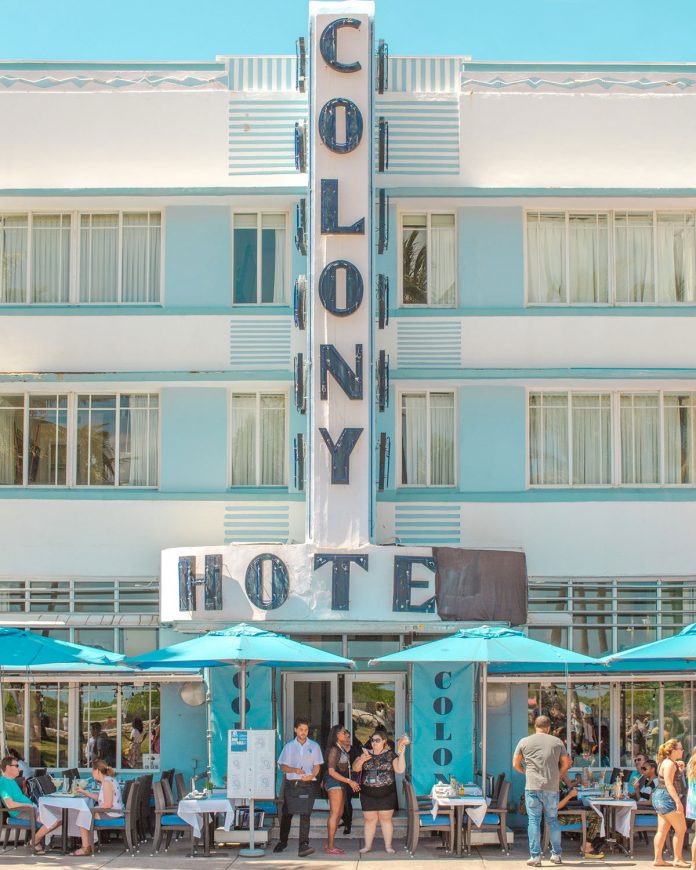 Modern Paradise - Miami, FL, a photo series by Minjin Kang and Mijoo Kim