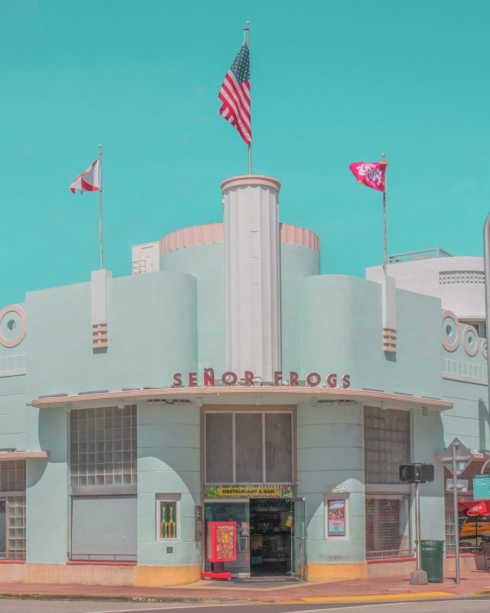 Modern Paradise - Miami, FL, a photo series by Minjin Kang and Mijoo Kim