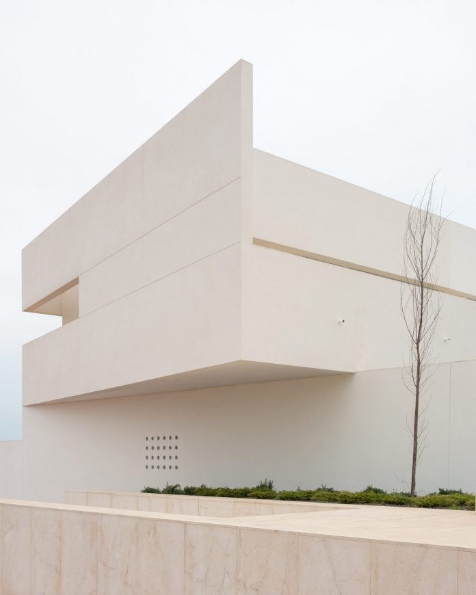 MIRASAL HOUSING by BALZAR ARQUITECTOS