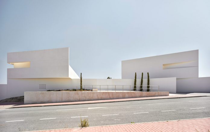 MIRASAL HOUSING by BALZAR ARQUITECTOS