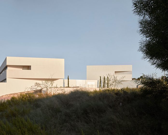 MIRASAL HOUSING by BALZAR ARQUITECTOS
