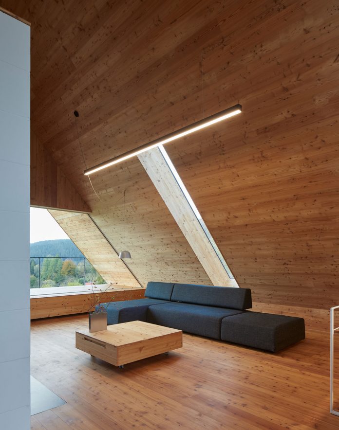 Weekend House in Beskydy by Pavel Míček Architects.