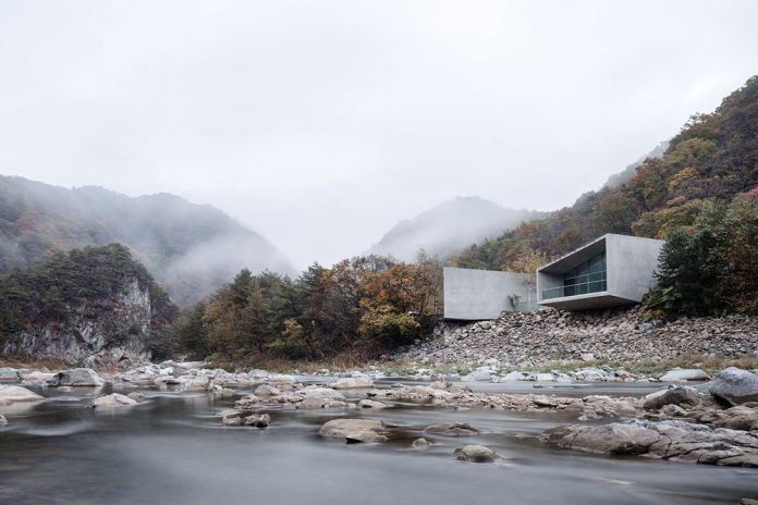 B Gallery by NAMELESS Architecture.