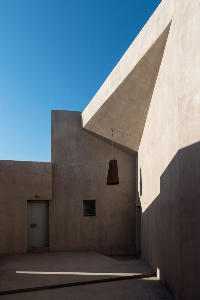 HOUSE IN PYRGOS, Santorini, Greece by Kapsimalis Architects.