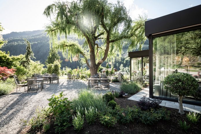 Architecture and interior design by noa for Apfelhotel Torgglerhof.