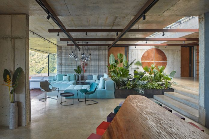 A luxury concrete villa designed by architecture studios Formafatal and Refuel Works for ArtVillas Costa Rica.
