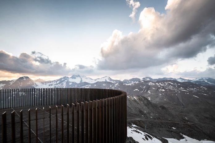 "Ötzi Peak 3251m", a new observation deck on the Schnals Valley Glacier designed by noa* network of architecture.