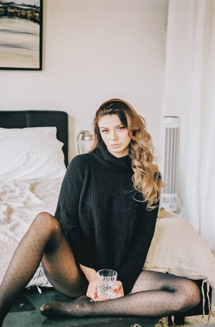 Shelby Wollbaum Photography (by setsuna)